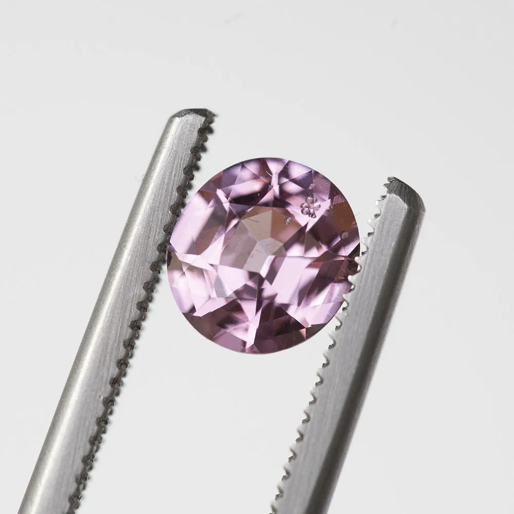 1.03CT OVAL BURMESE SPINEL, PINK AND PURPLE, UNTREATED, 6.6MM