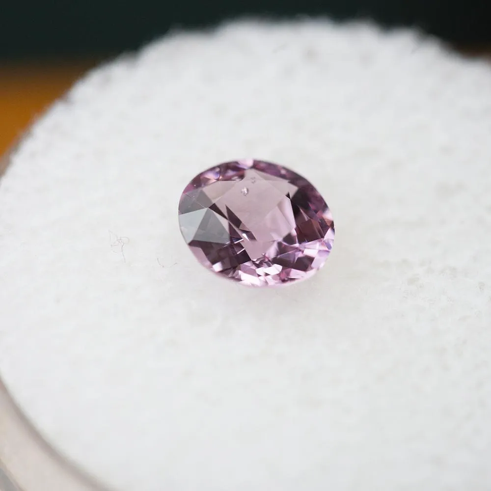 1.03CT OVAL BURMESE SPINEL, PINK AND PURPLE, UNTREATED, 6.6MM