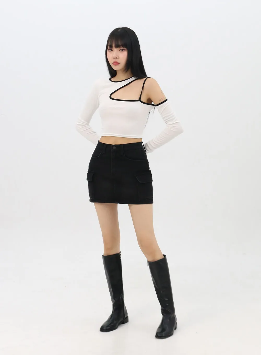 Asymmetrical Cut-Out Crop Tee IN310