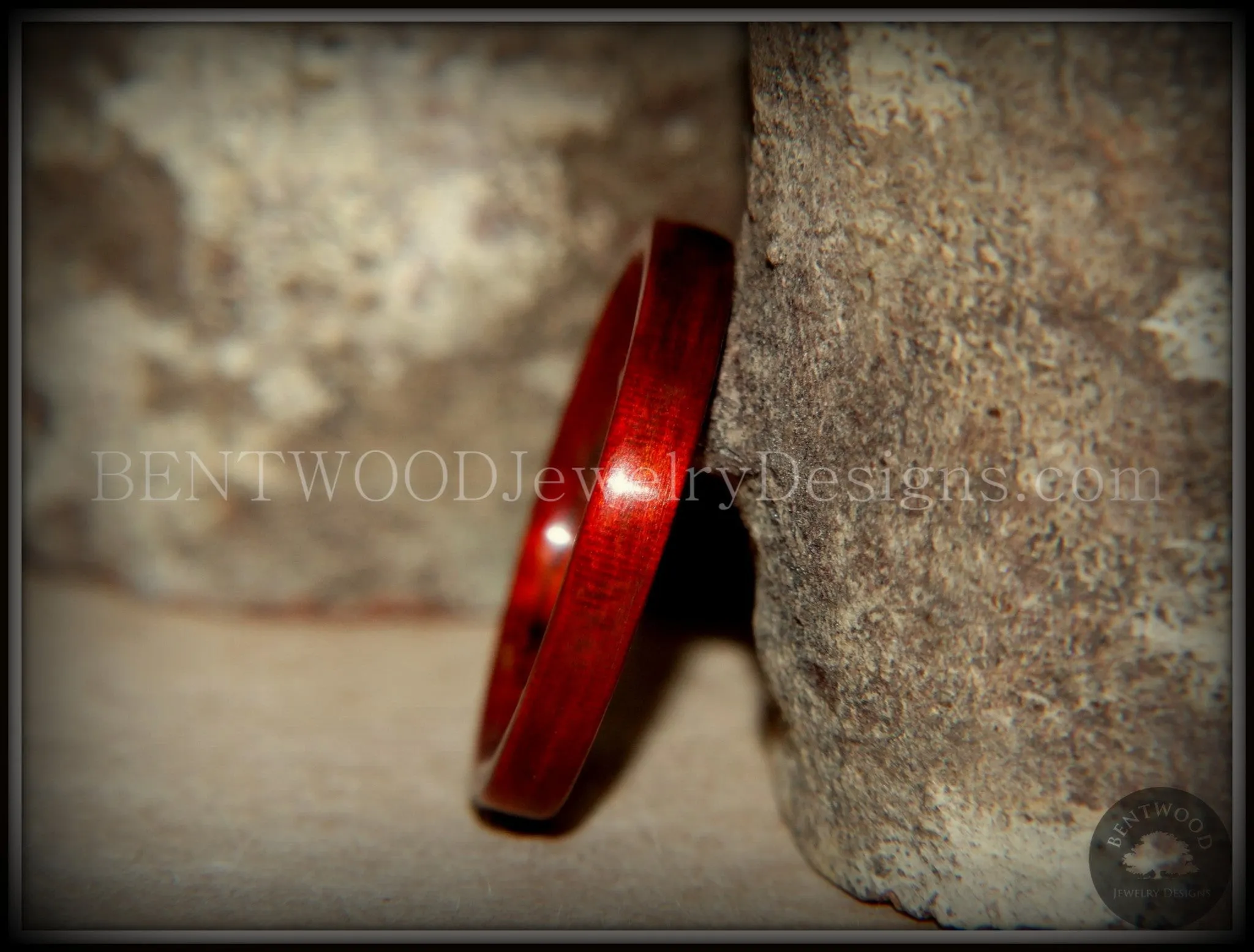 Bentwood Ring - Bloodwood Classic Wooden Ring