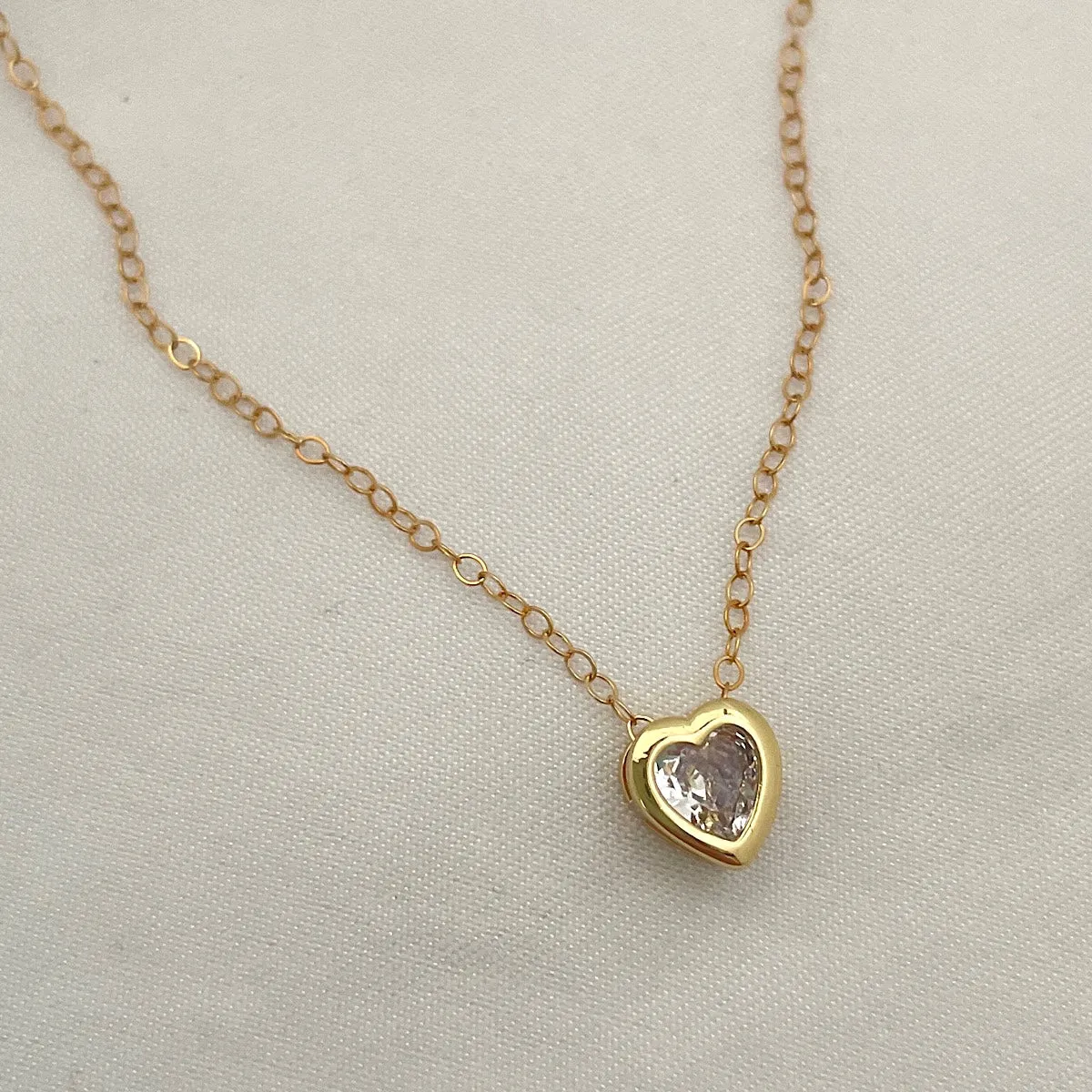 Bezel Heart Choker Necklace