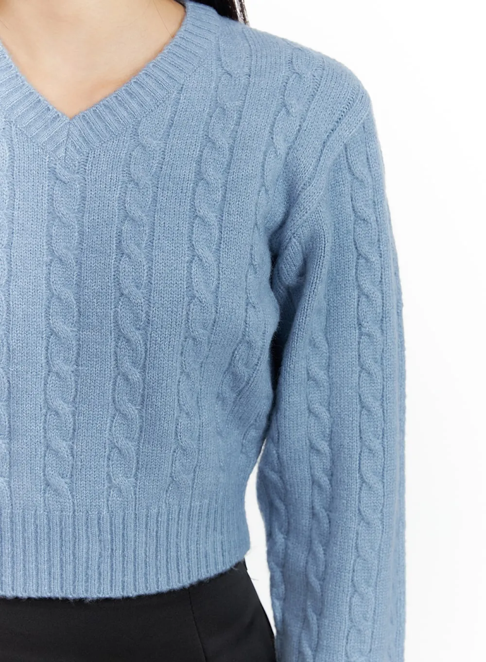 Cable Knit V-Neck Cropped Long Sleeve CF416