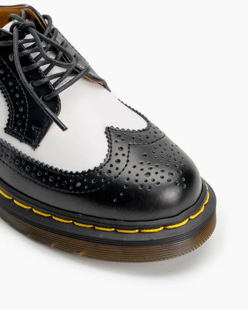 Classic Lace-up Brogue Carved Oxfords