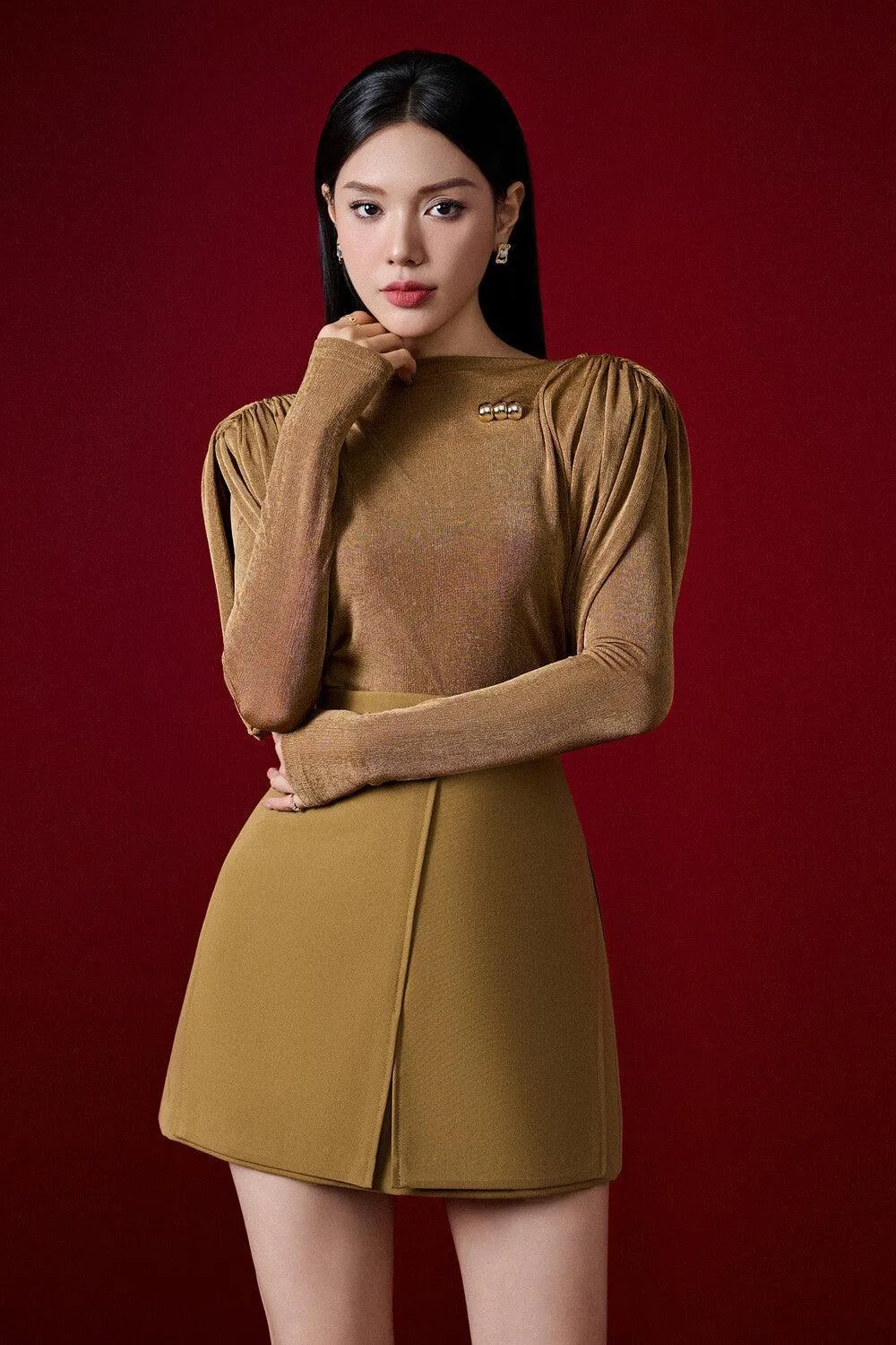 Diva Straight Long Sleeved Knitted Fabric Top