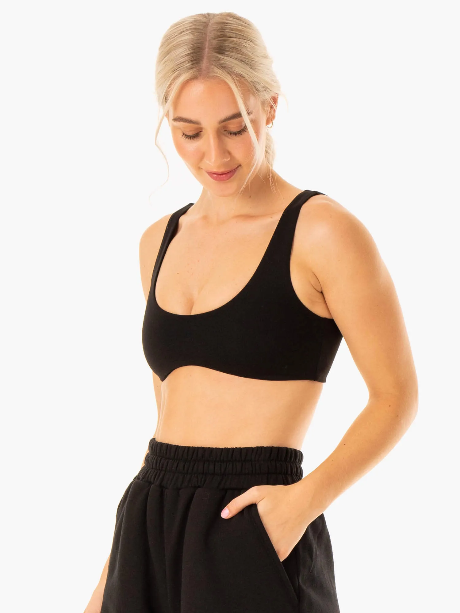 Elevate Lounge Bra - Black