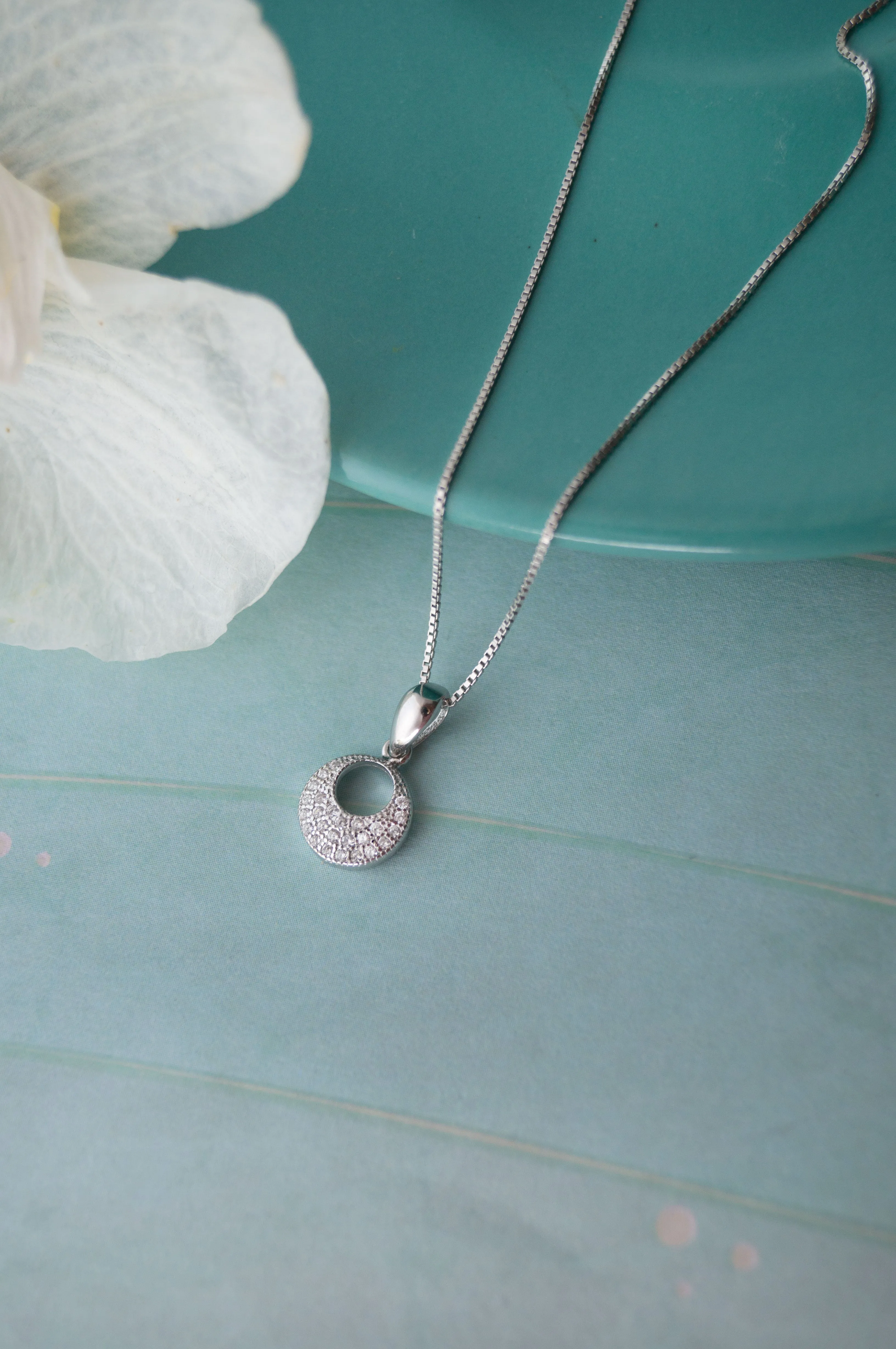 Little Circle Aura Sterling Silver Pendant Set