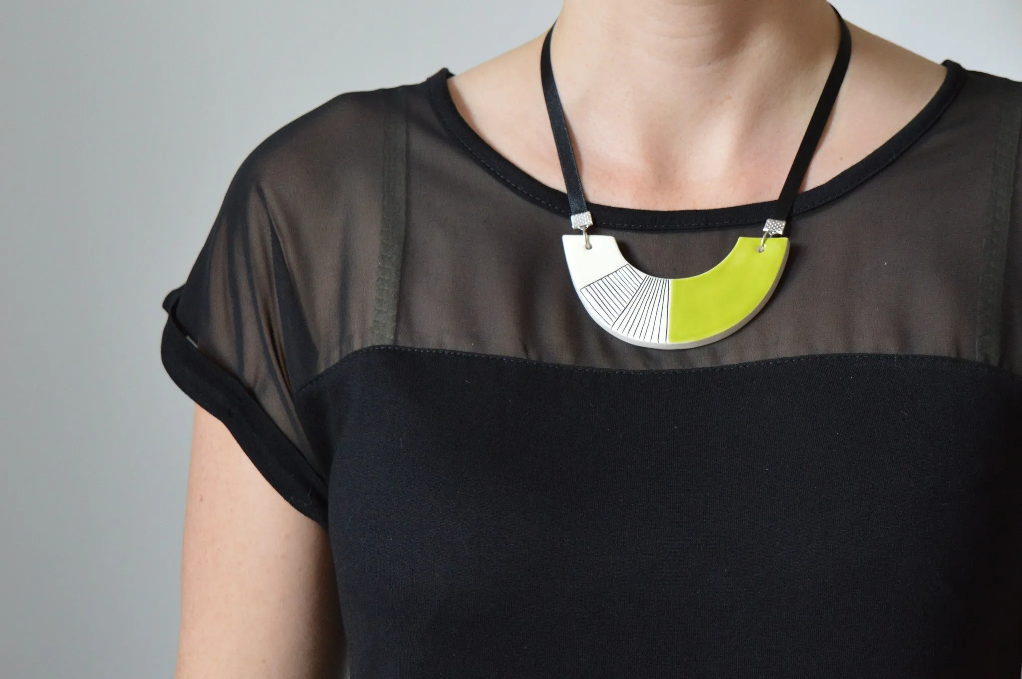 Original statement necklace - lime green