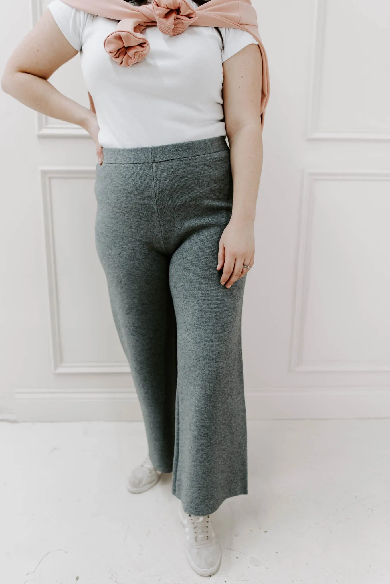 Thriving Cropped Sweater Pants