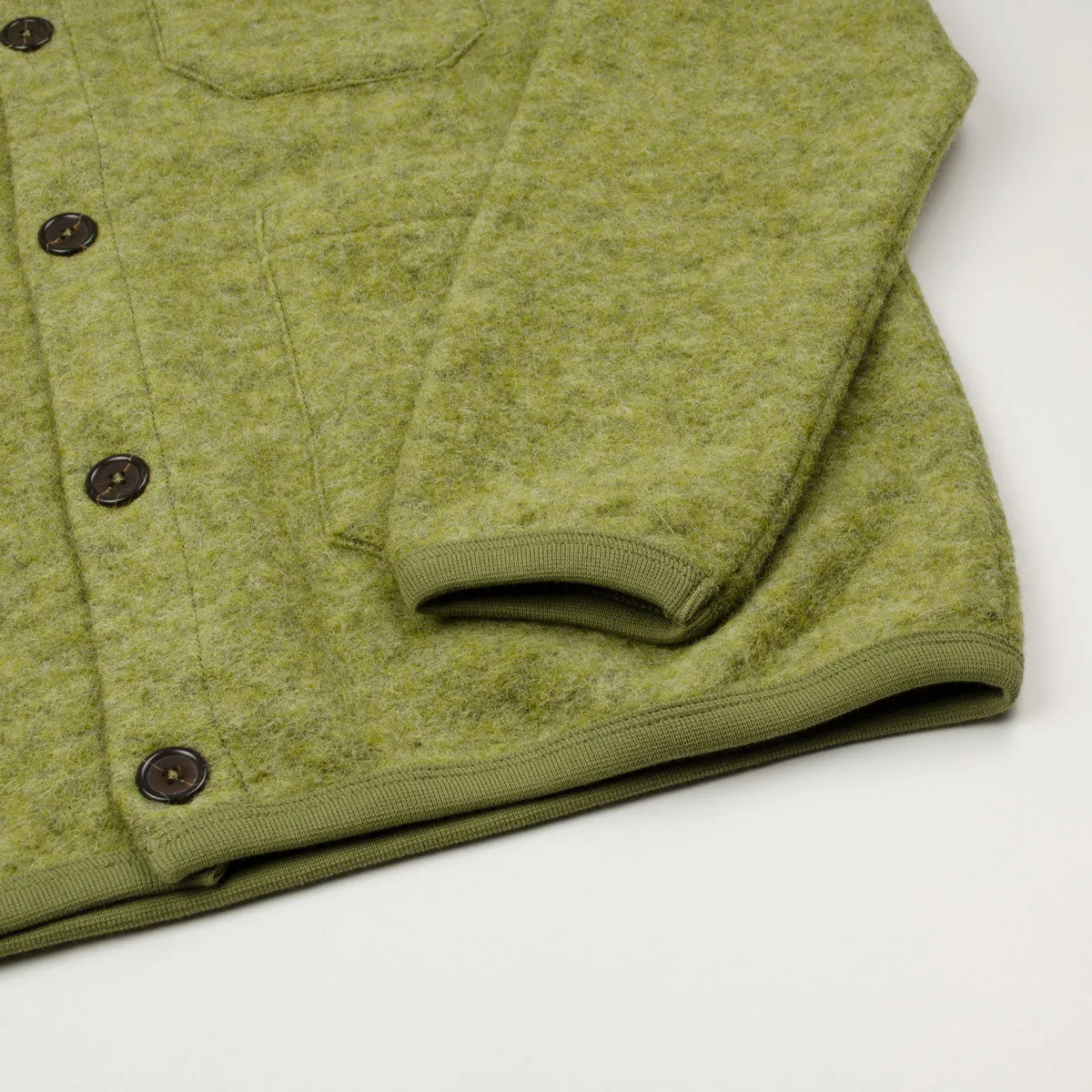 Universal Works - Cardigan Wool Fleece - Light Olive