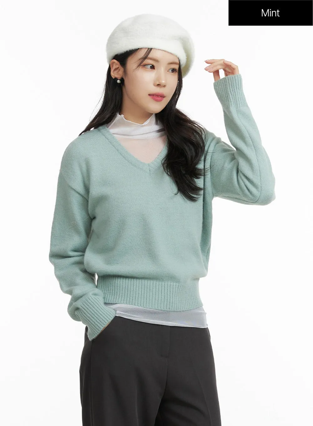 V-Neck Knit Sweater OF408